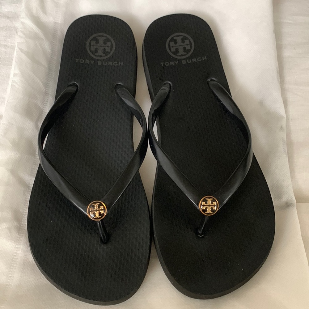 Reserved TeTe - Tory Burch Thin Flip flop size 8